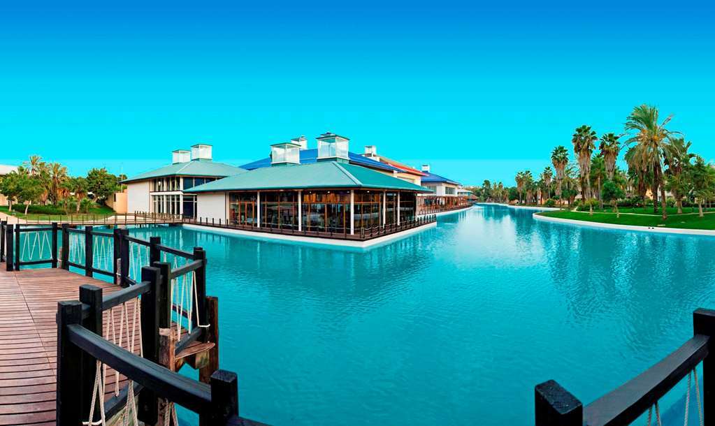 Portaventura Hotel Caribe - Includes Unlimited Access To Portaventura Park & 1 Access To Ferrari Land Салоу Экстерьер фото